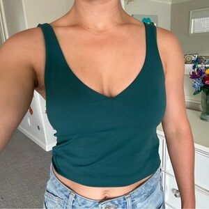 Lululemon aqua top w/ built in sports bra